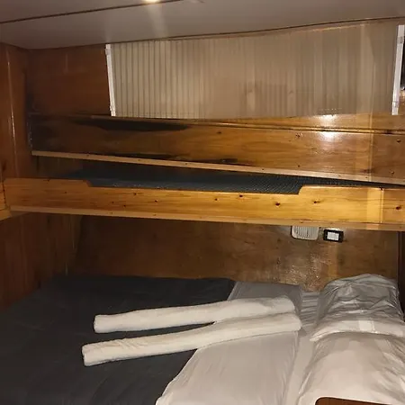 Veliero Kaptan Ylmaz Båthotell *